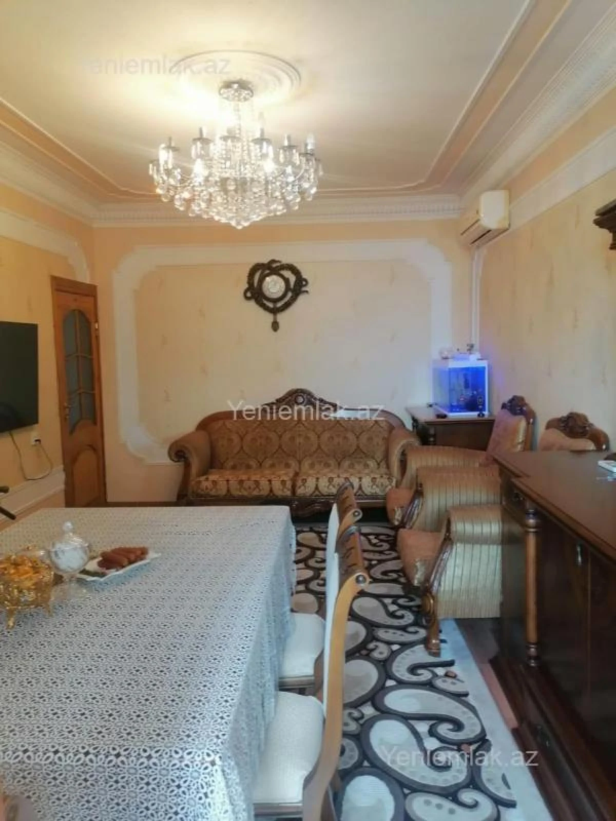 Satılır 2 otaqlı köhnə tikili 60 m²