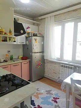 Satılır 2 otaqlı köhnə tikili 60 m²