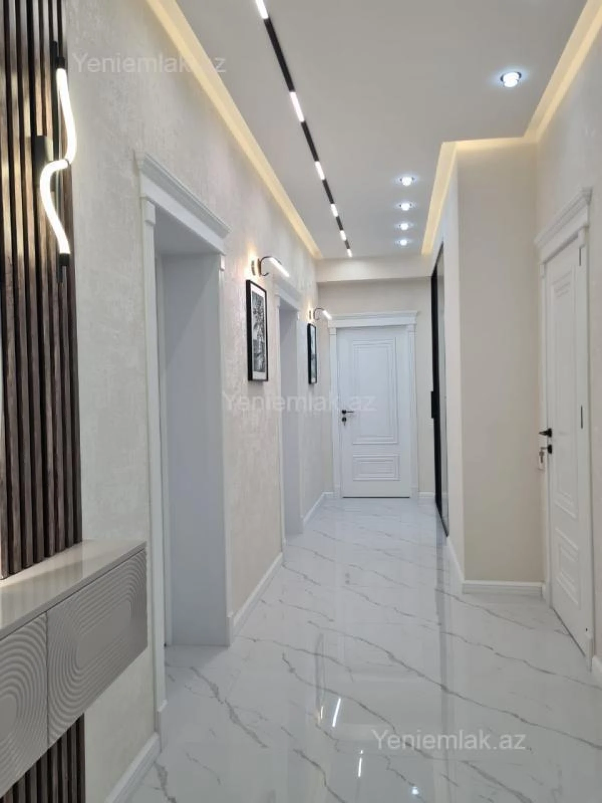Satılır 3 otaqlı yeni tikili 135 m²