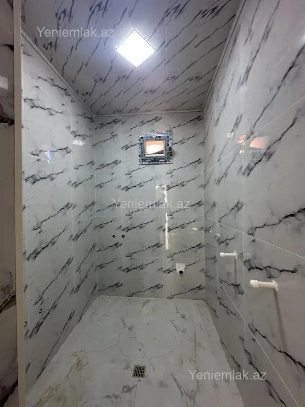 Satılır 4 otaqlı həyət evi 115 m²