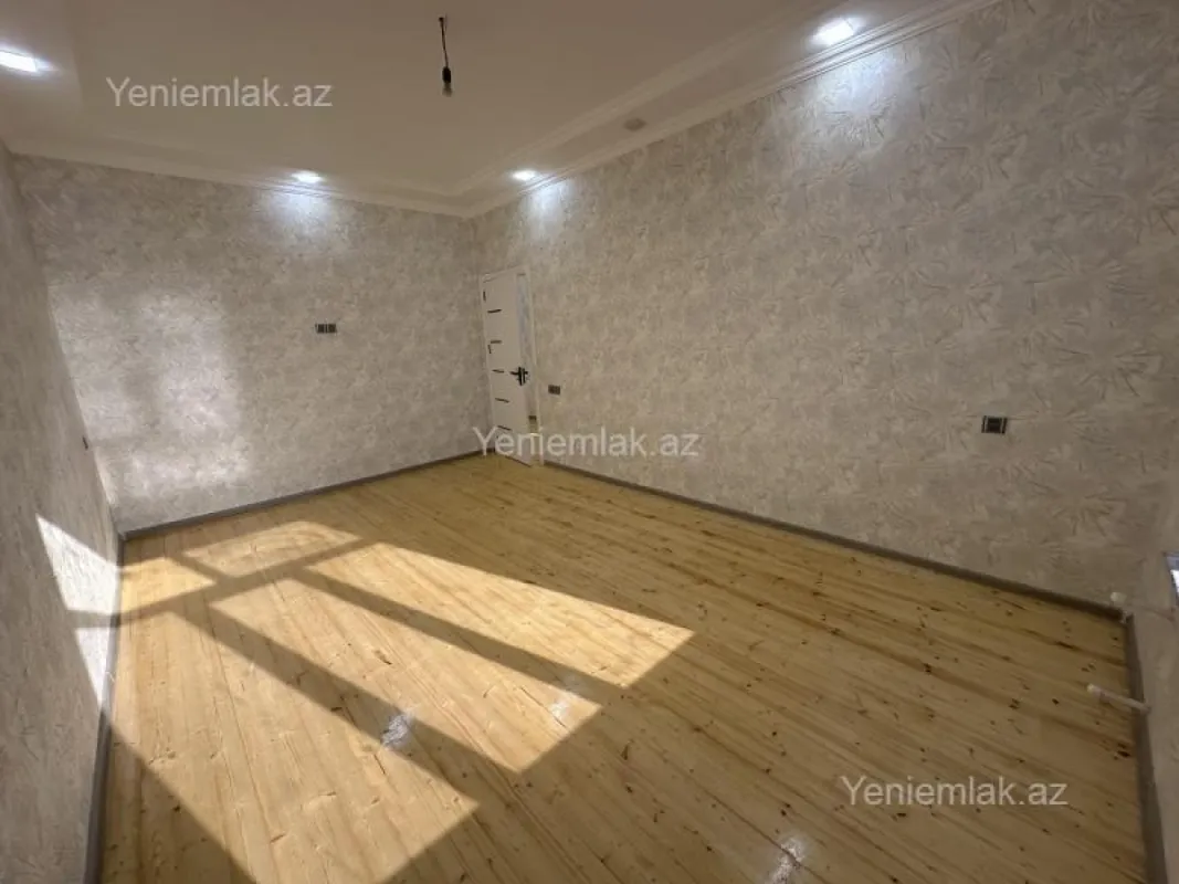 Satılır 4 otaqlı həyət evi 115 m²
