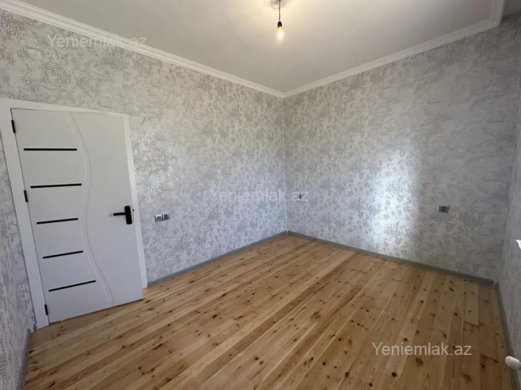 Satılır 4 otaqlı həyət evi 115 m²