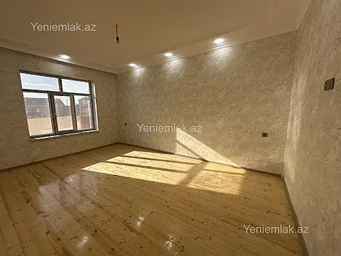 Satılır 4 otaqlı həyət evi 115 m²