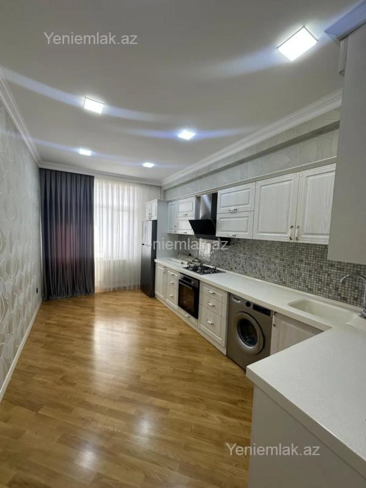 Satılır 2 otaqlı yeni tikili 103 m²