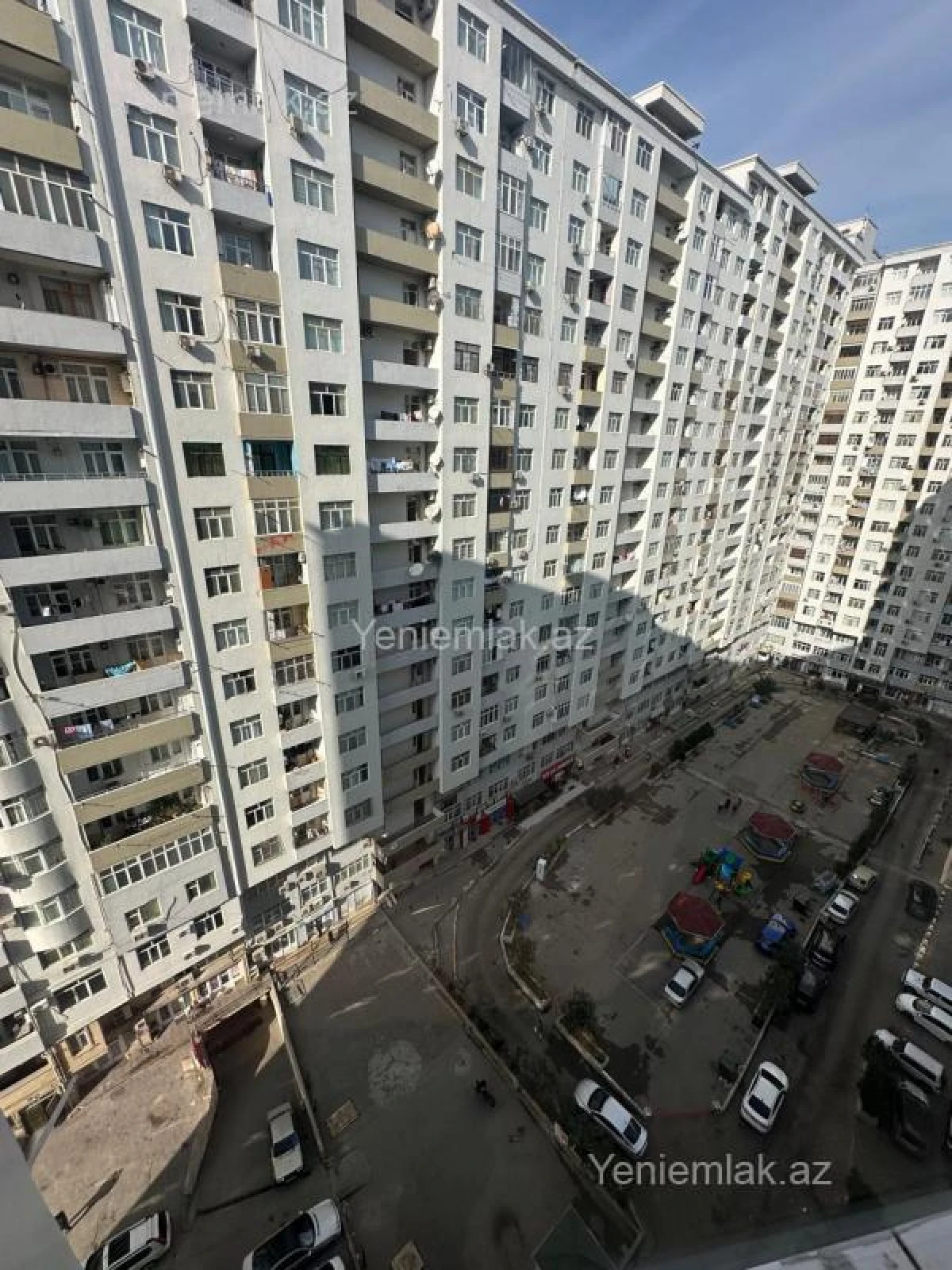 Satılır 2 otaqlı yeni tikili 103 m²