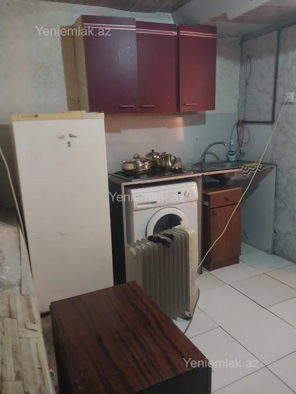 Satılır 1 otaqlı köhnə tikili 25 m²