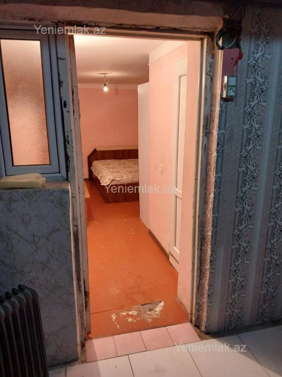 Satılır 1 otaqlı köhnə tikili 25 m²