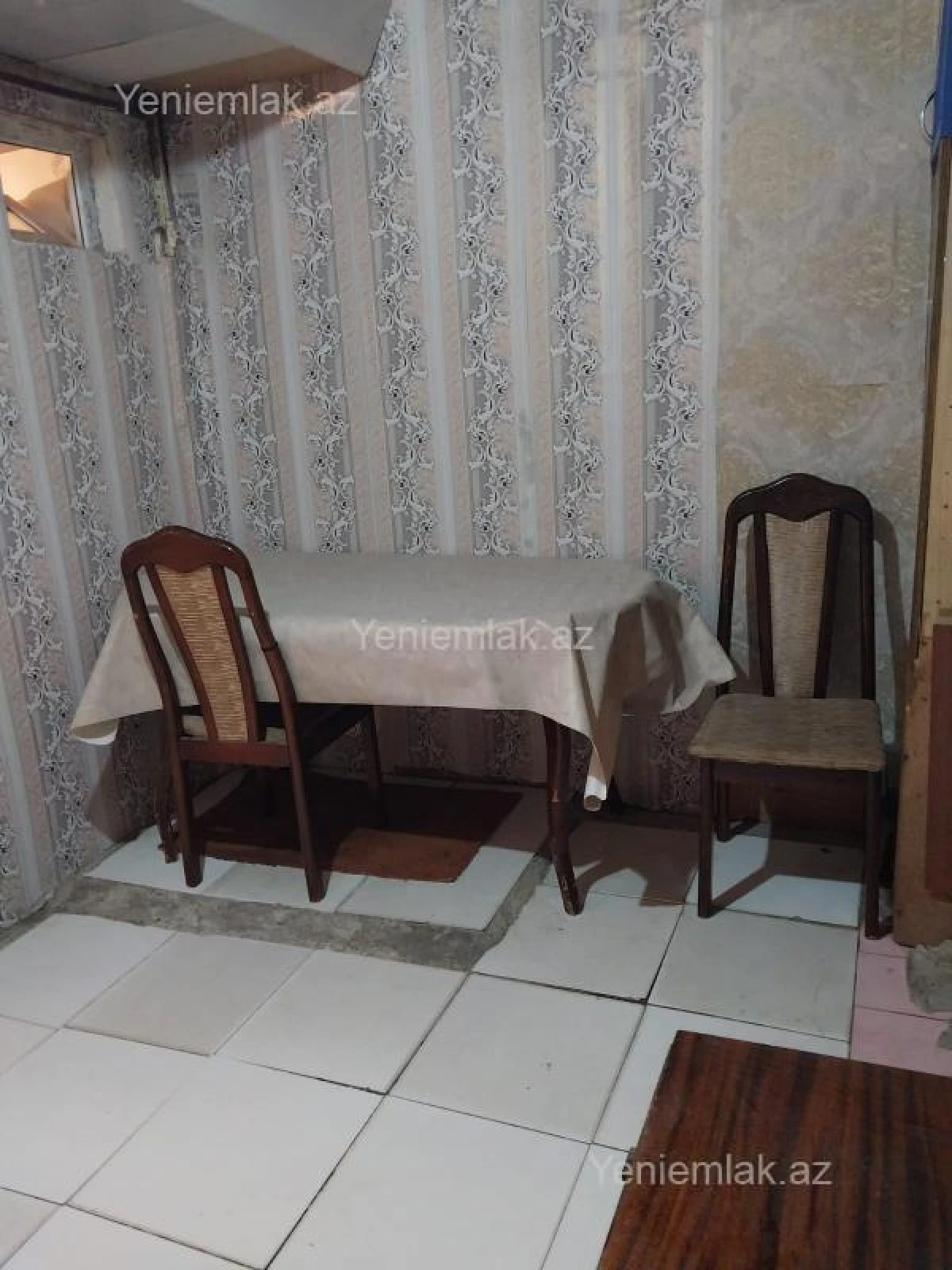 Satılır 1 otaqlı köhnə tikili 25 m²