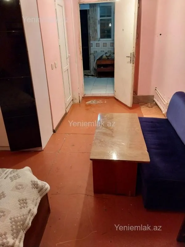 Satılır 1 otaqlı köhnə tikili 25 m²