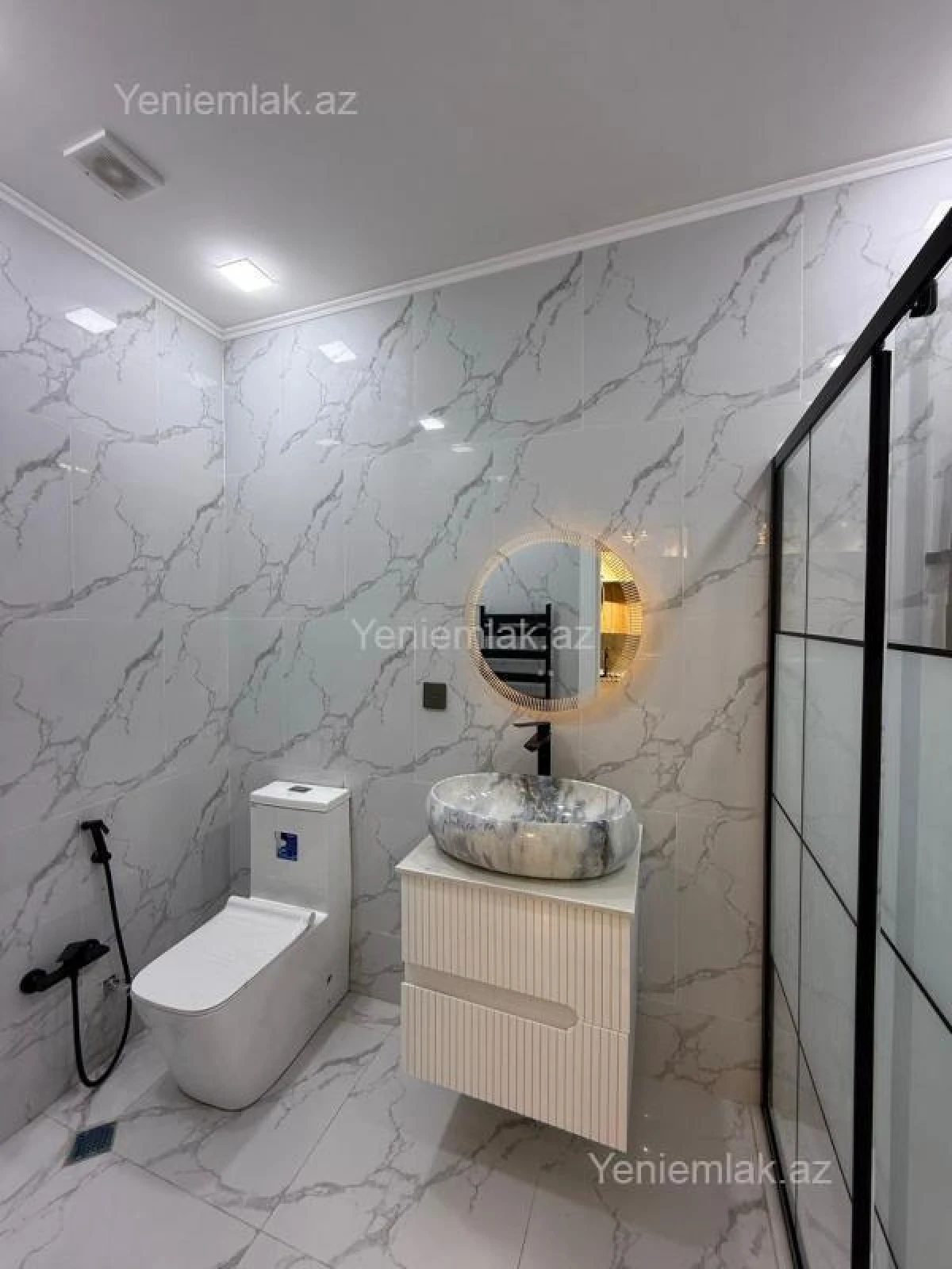 Satılır 2 otaqlı yeni tikili 64 m²