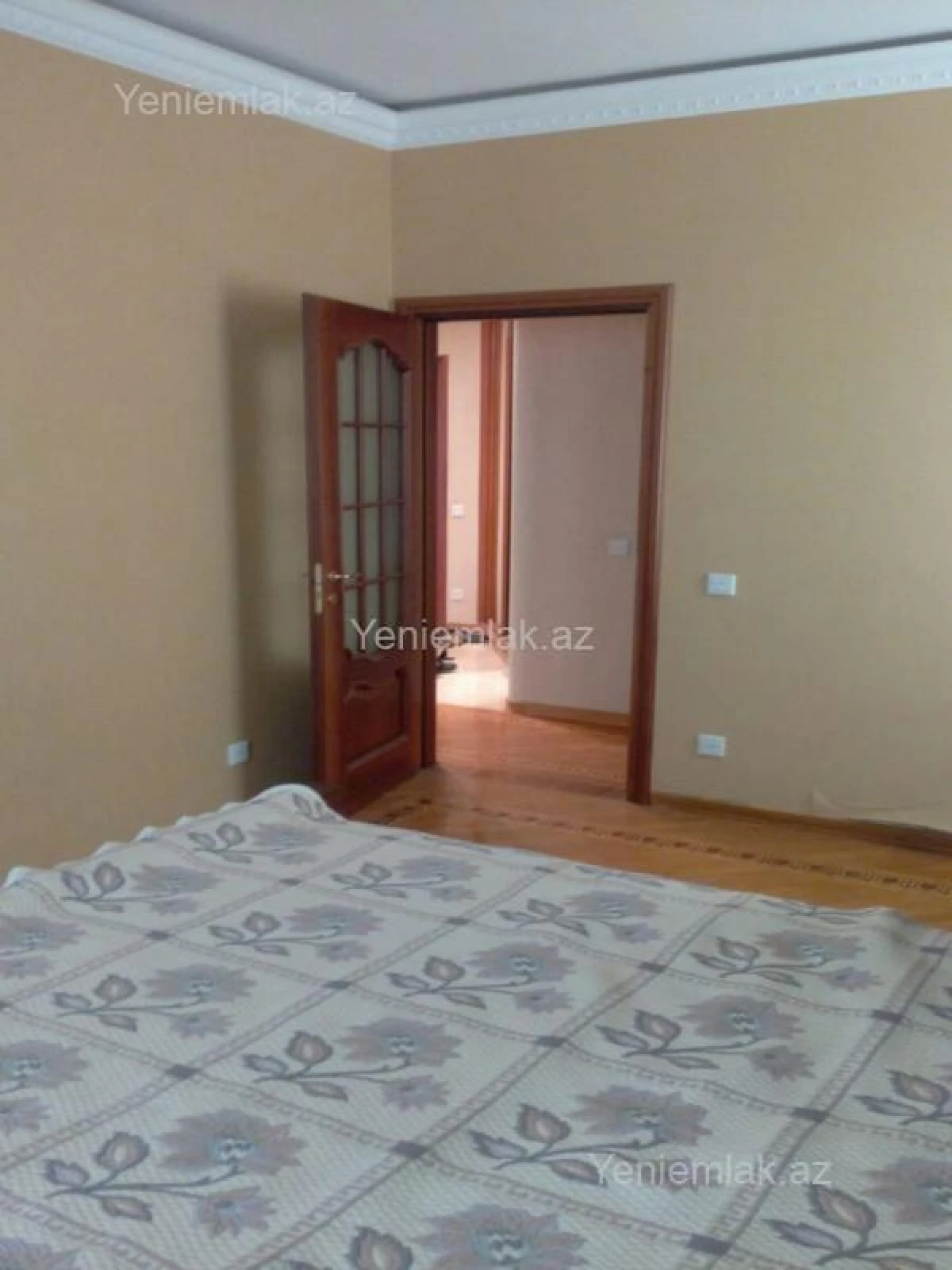 Satılır 5 otaqlı yeni tikili 200 m²