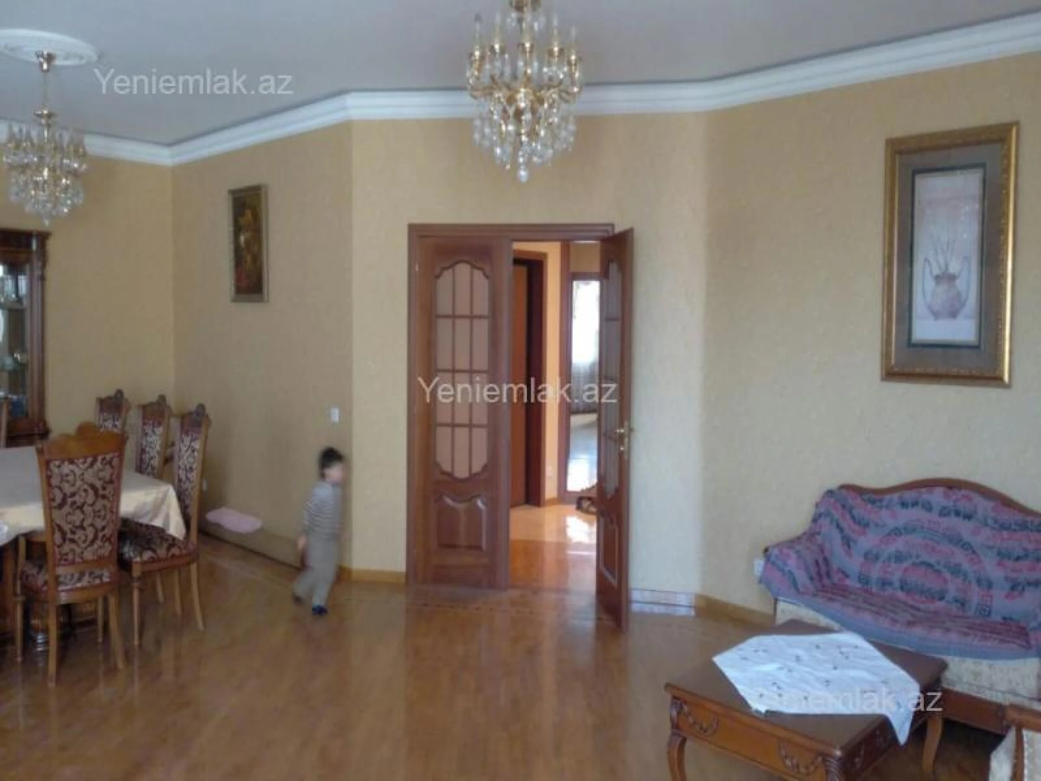 Satılır 5 otaqlı yeni tikili 200 m²