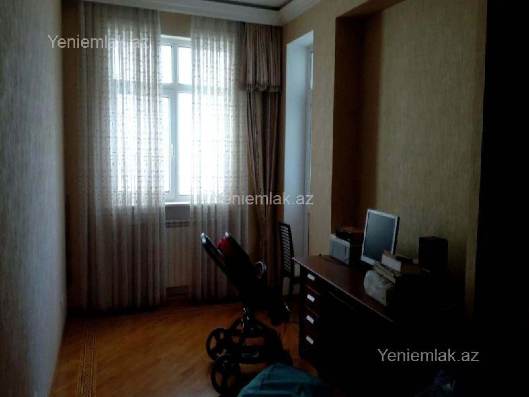 Satılır 5 otaqlı yeni tikili 200 m²