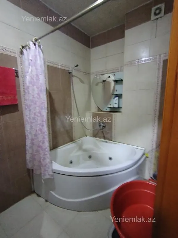 Satılır 2 otaqlı yeni tikili 66 m²