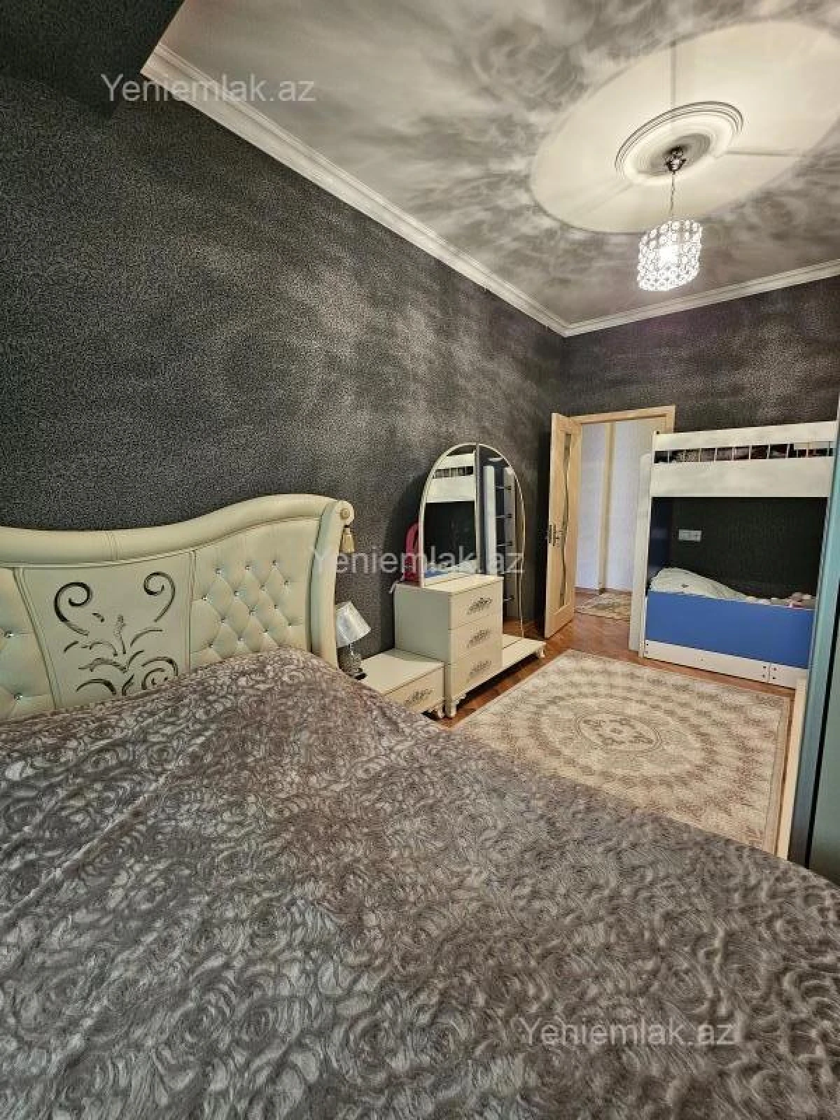 Satılır 3 otaqlı yeni tikili 82 m²