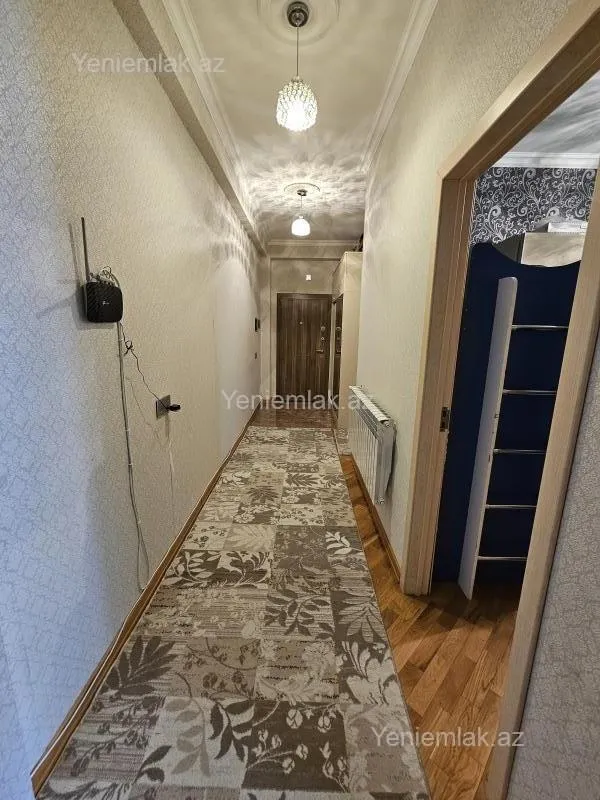 Satılır 3 otaqlı yeni tikili 82 m²