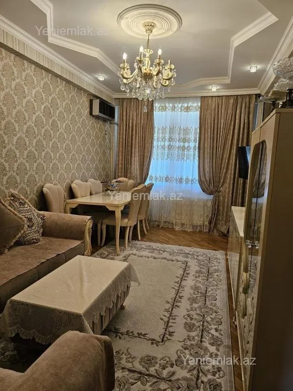 Satılır 3 otaqlı yeni tikili 82 m²