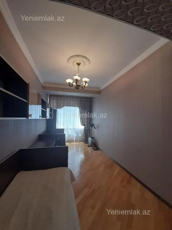 Satılır 3 otaqlı yeni tikili 121 m²