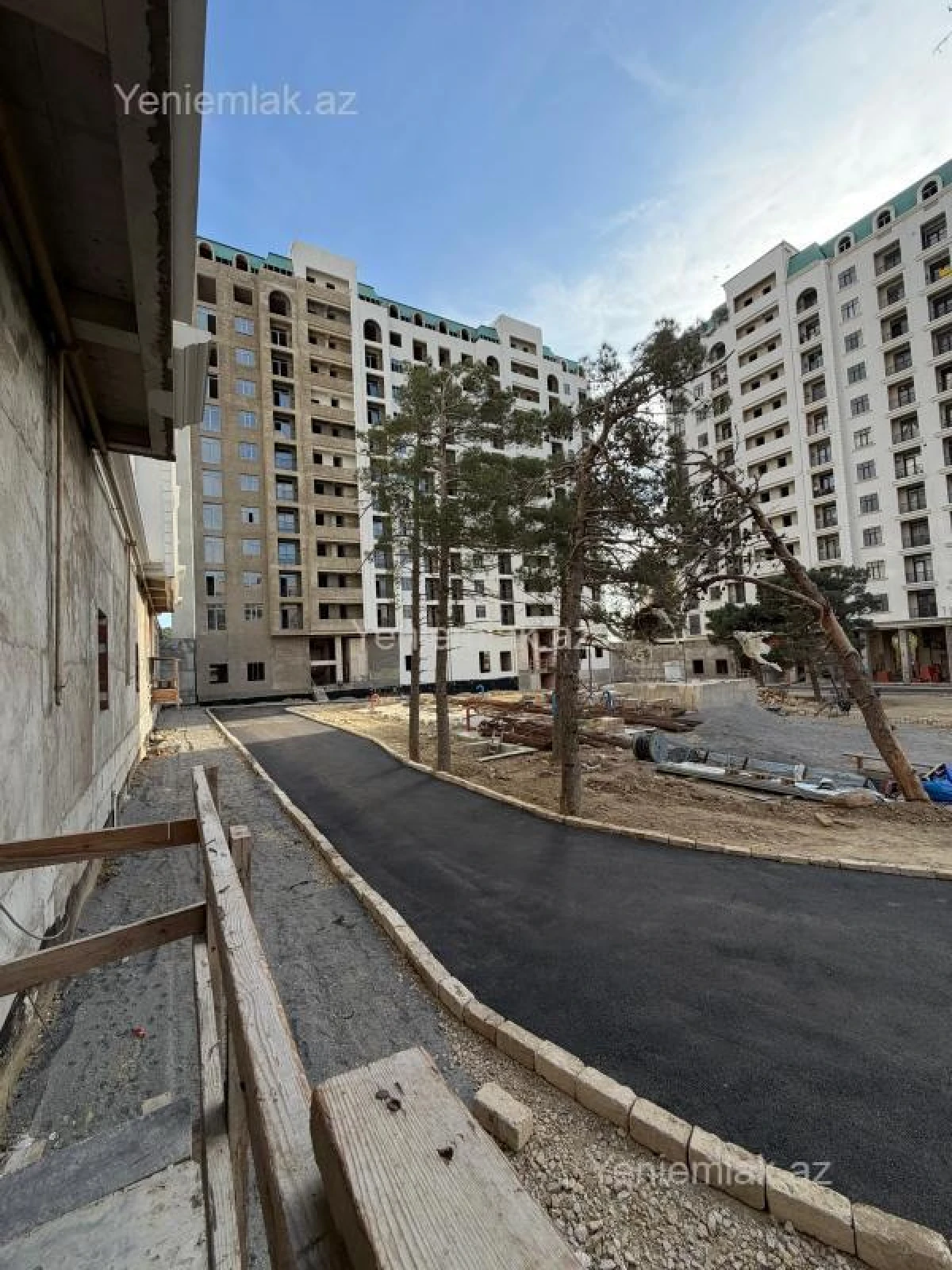 Satılır 3 otaqlı obyekt 155.67 m²