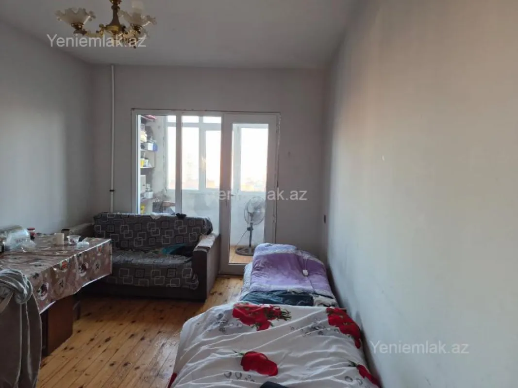 Satılır 2 otaqlı köhnə tikili 45 m²