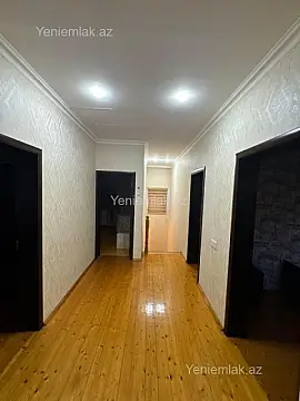 Satılır 5 otaqlı həyət evi 200 m²