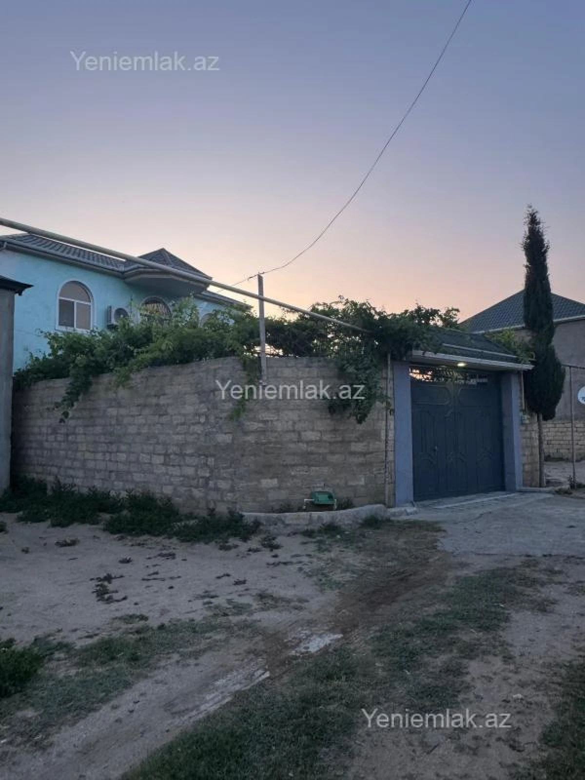 Satılır 5 otaqlı həyət evi 200 m²