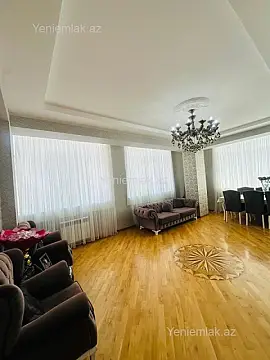 Satılır 4 otaqlı yeni tikili 150 m²