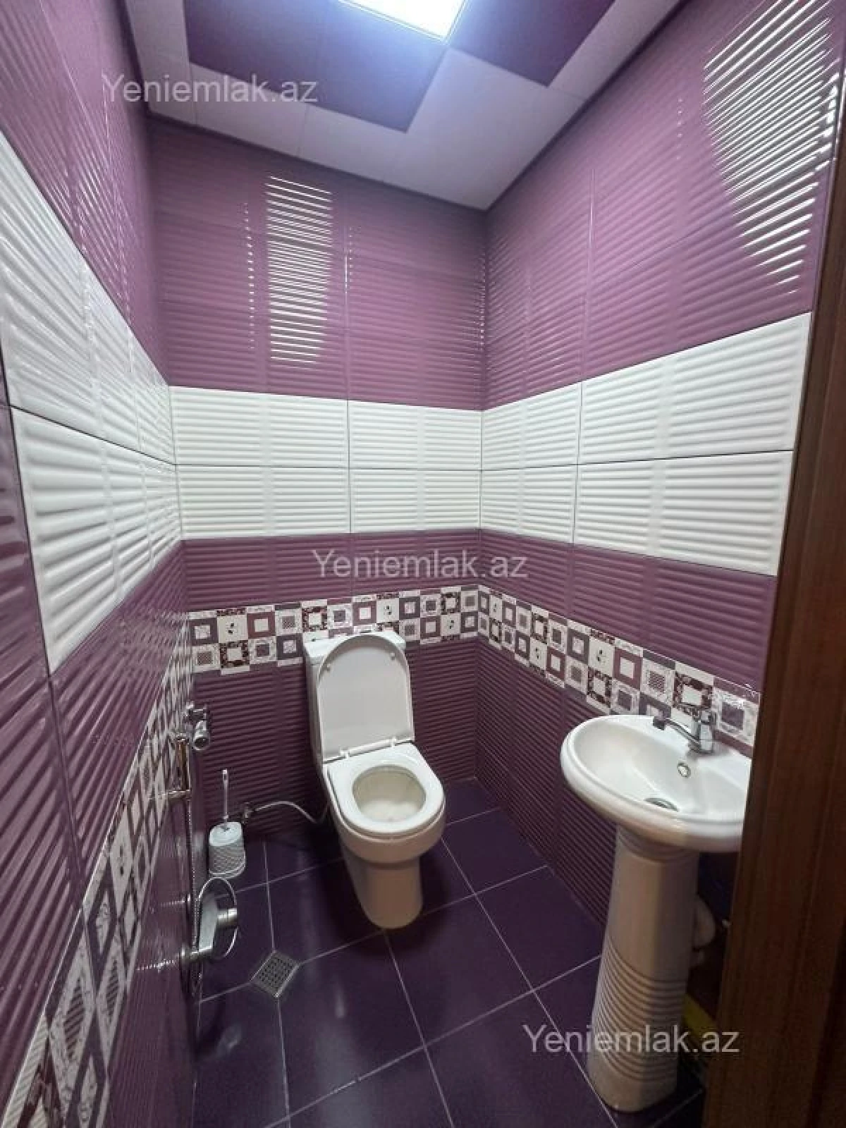 Satılır 4 otaqlı yeni tikili 150 m²