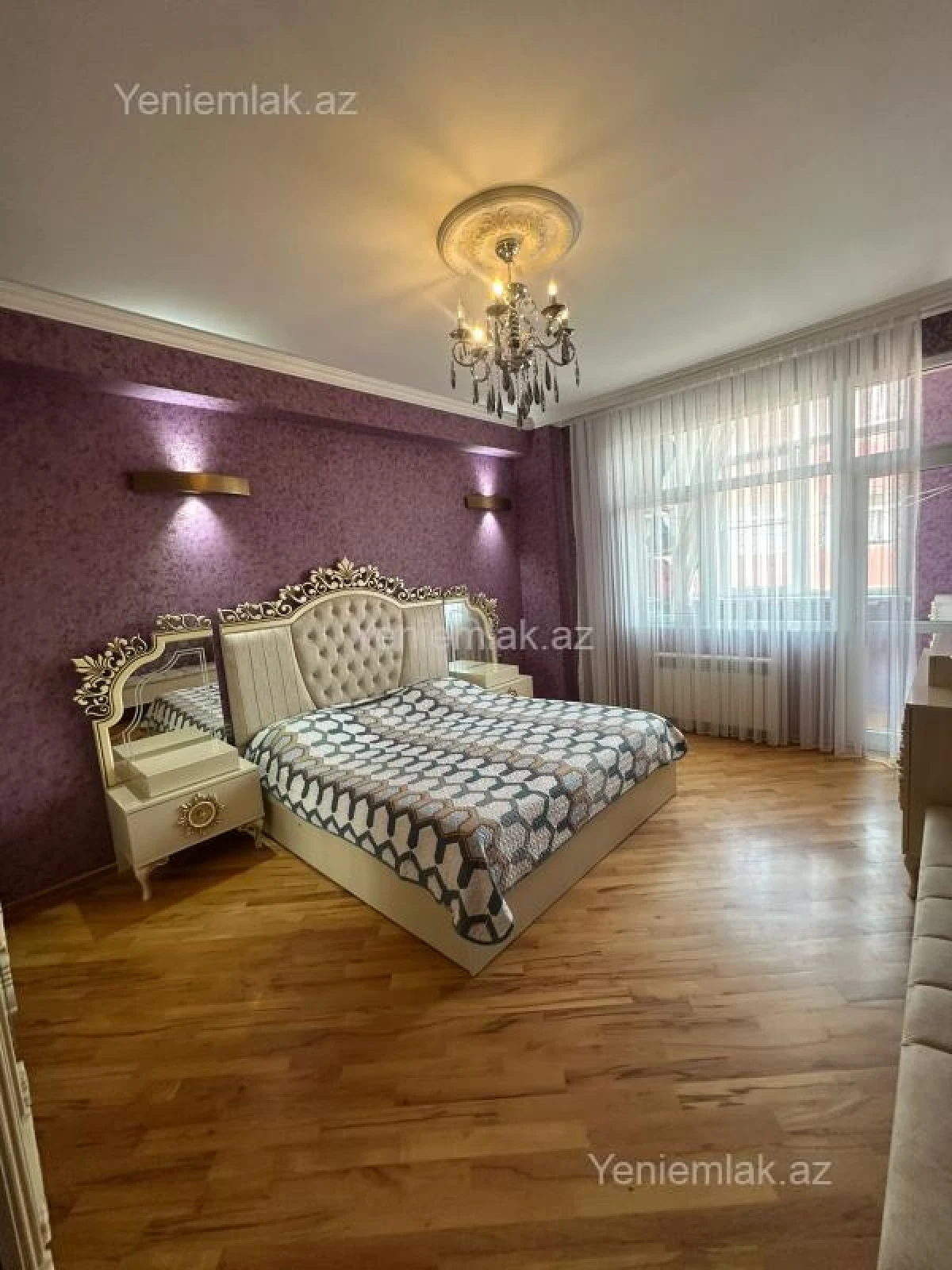 Satılır 4 otaqlı yeni tikili 150 m²