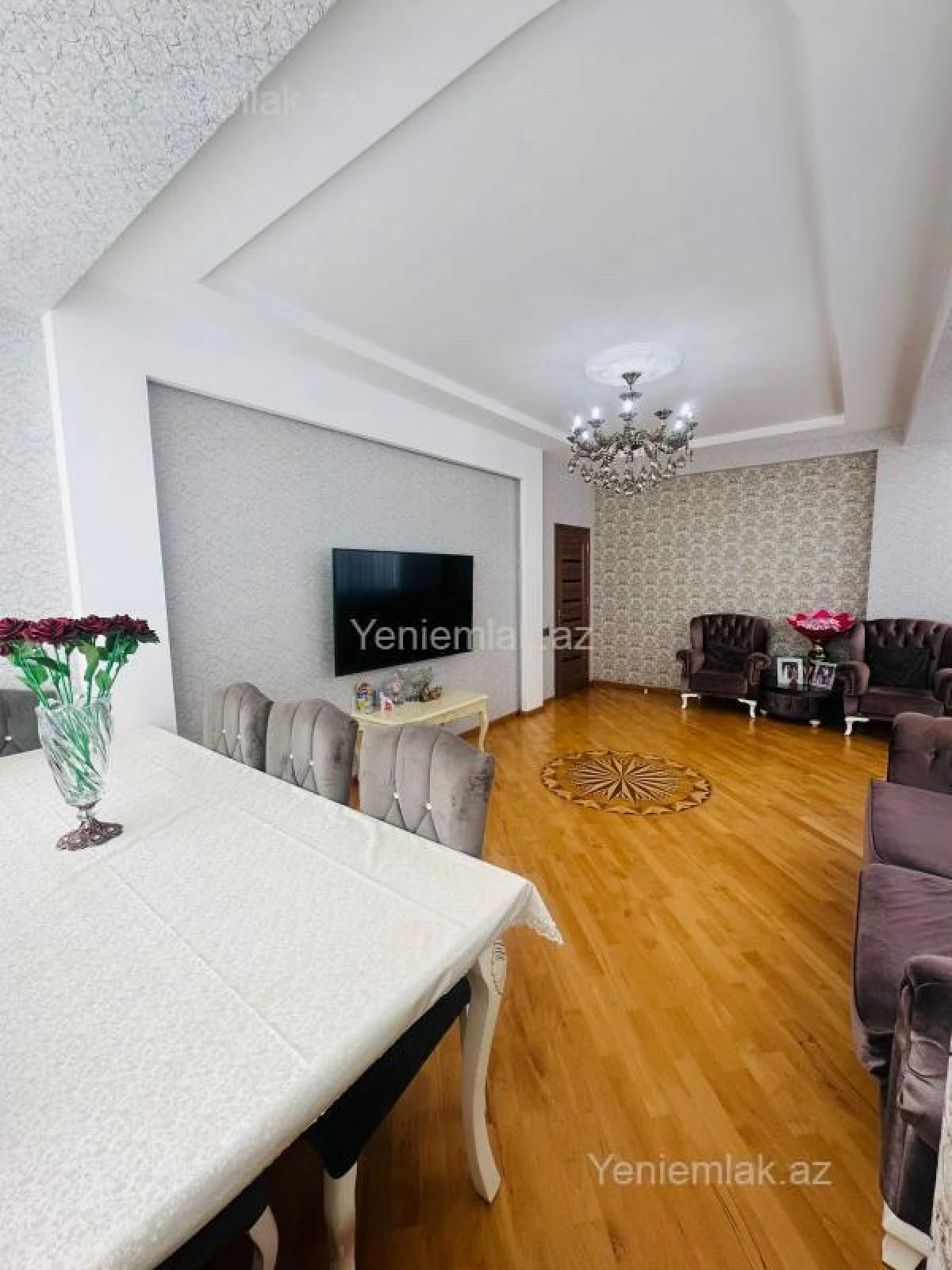 Satılır 4 otaqlı yeni tikili 150 m²