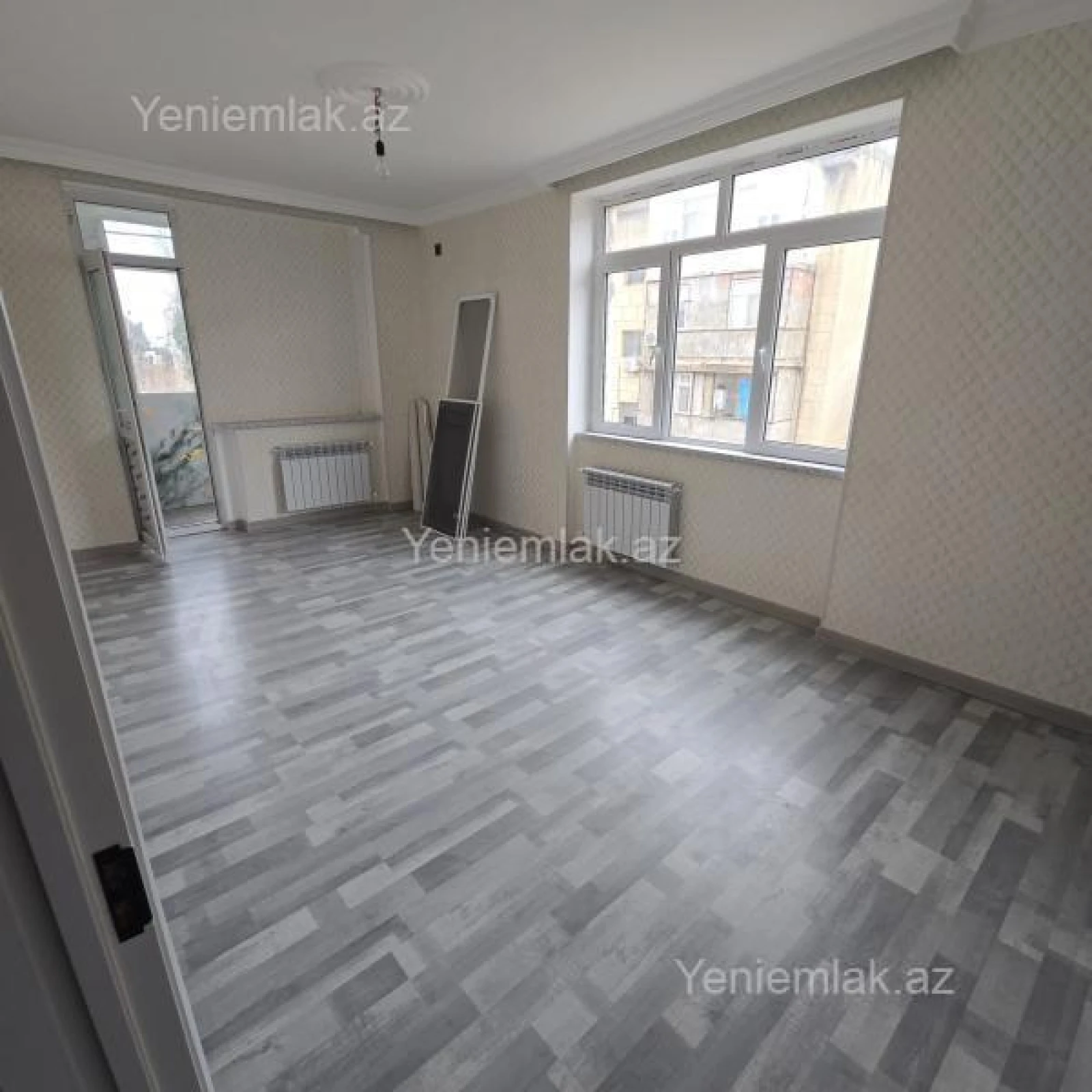 Satılır 2 otaqlı köhnə tikili 50 m²