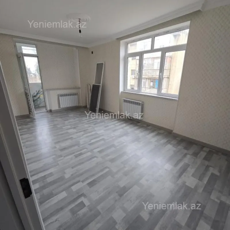 Satılır 2 otaqlı köhnə tikili 50 m²