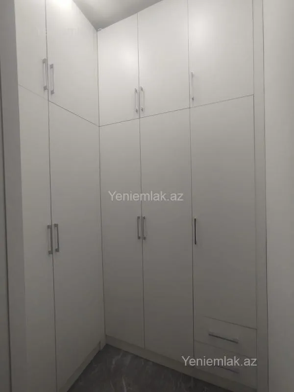 Satılır 2 otaqlı yeni tikili 110 m²