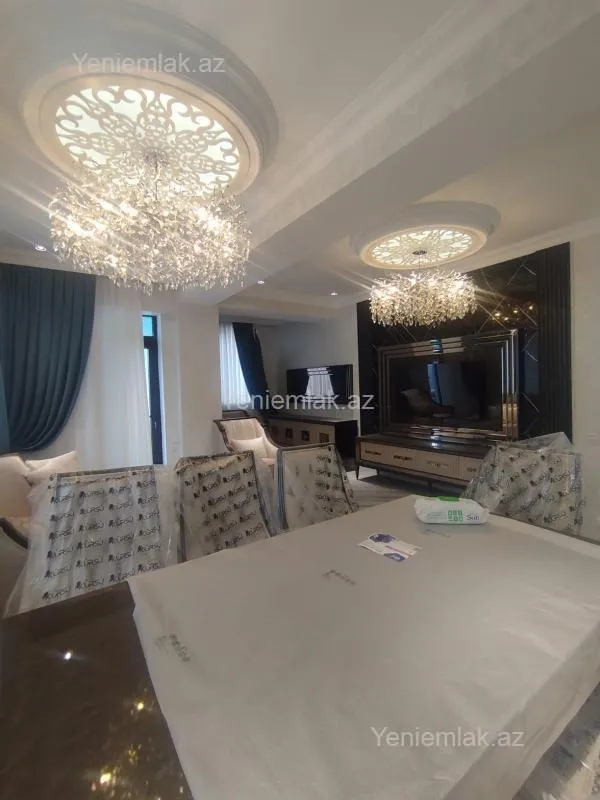 Satılır 2 otaqlı yeni tikili 110 m²