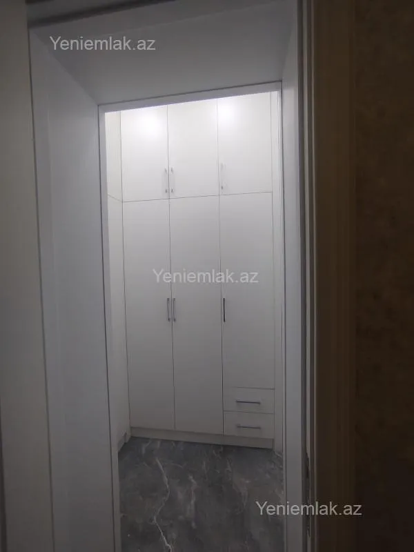 Satılır 2 otaqlı yeni tikili 110 m²