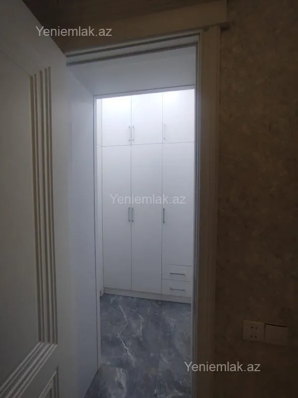 Satılır 2 otaqlı yeni tikili 110 m²