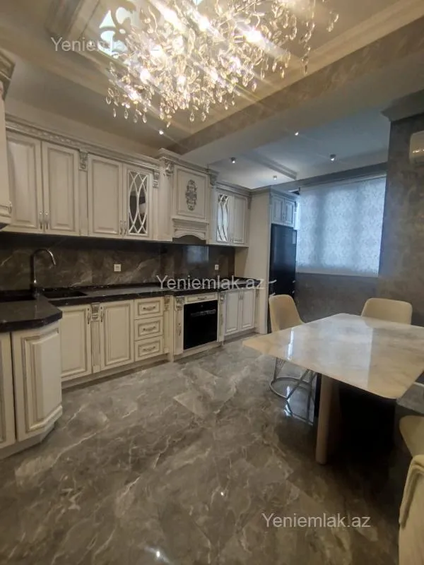 Satılır 2 otaqlı yeni tikili 110 m²