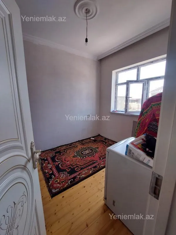 Satılır 3 otaqlı həyət evi 100 m²