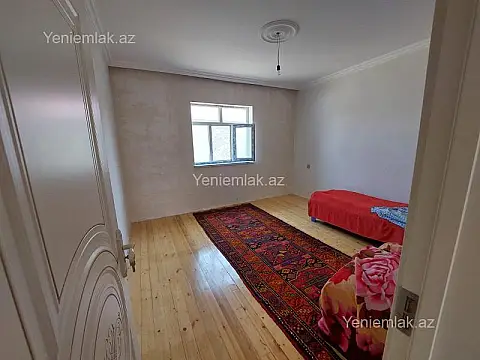 Satılır 3 otaqlı həyət evi 100 m²
