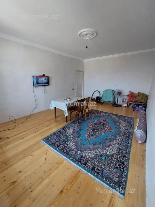 Satılır 3 otaqlı həyət evi 100 m²