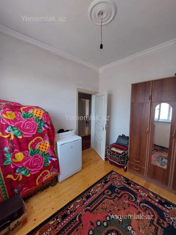 Satılır 3 otaqlı həyət evi 100 m²