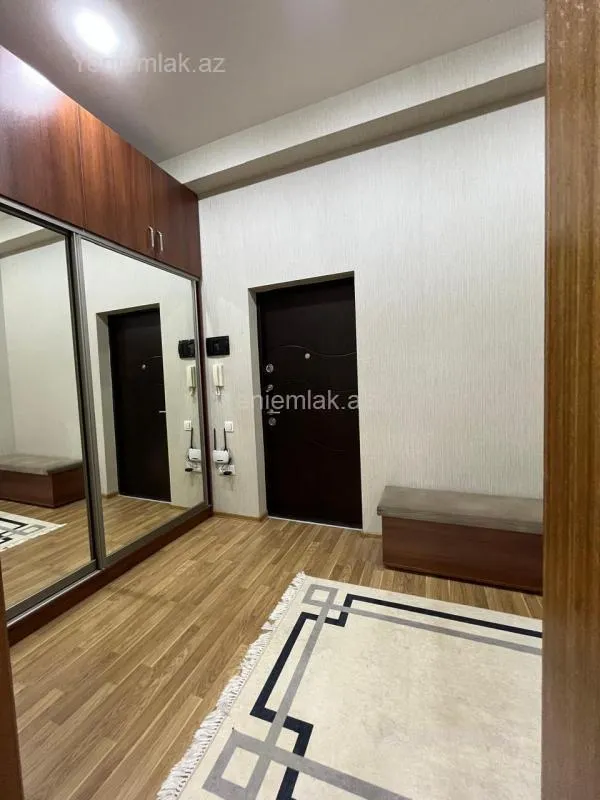 Satılır 2 otaqlı yeni tikili 60 m²