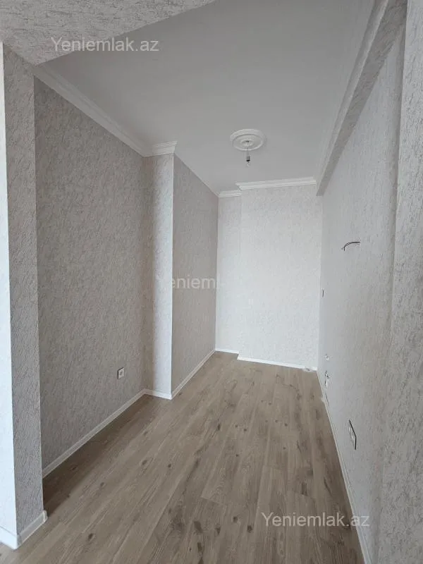 Satılır 2 otaqlı yeni tikili 75 m²