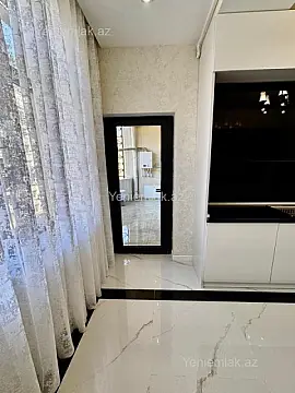 Satılır 3 otaqlı yeni tikili 105 m²