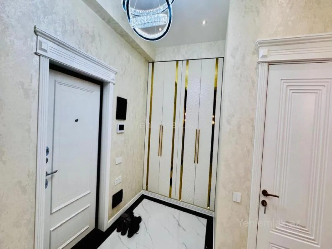 Satılır 3 otaqlı yeni tikili 105 m²