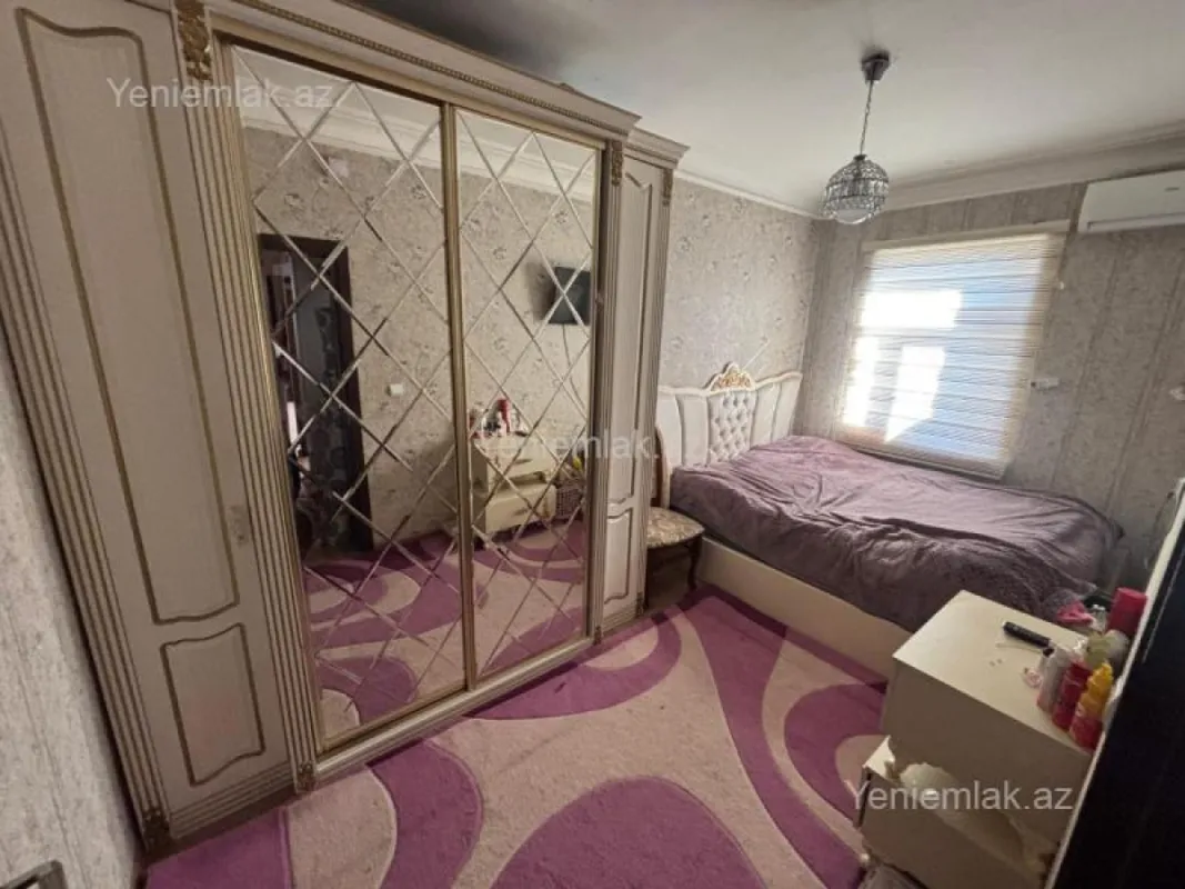 Satılır 3 otaqlı köhnə tikili 75 m²