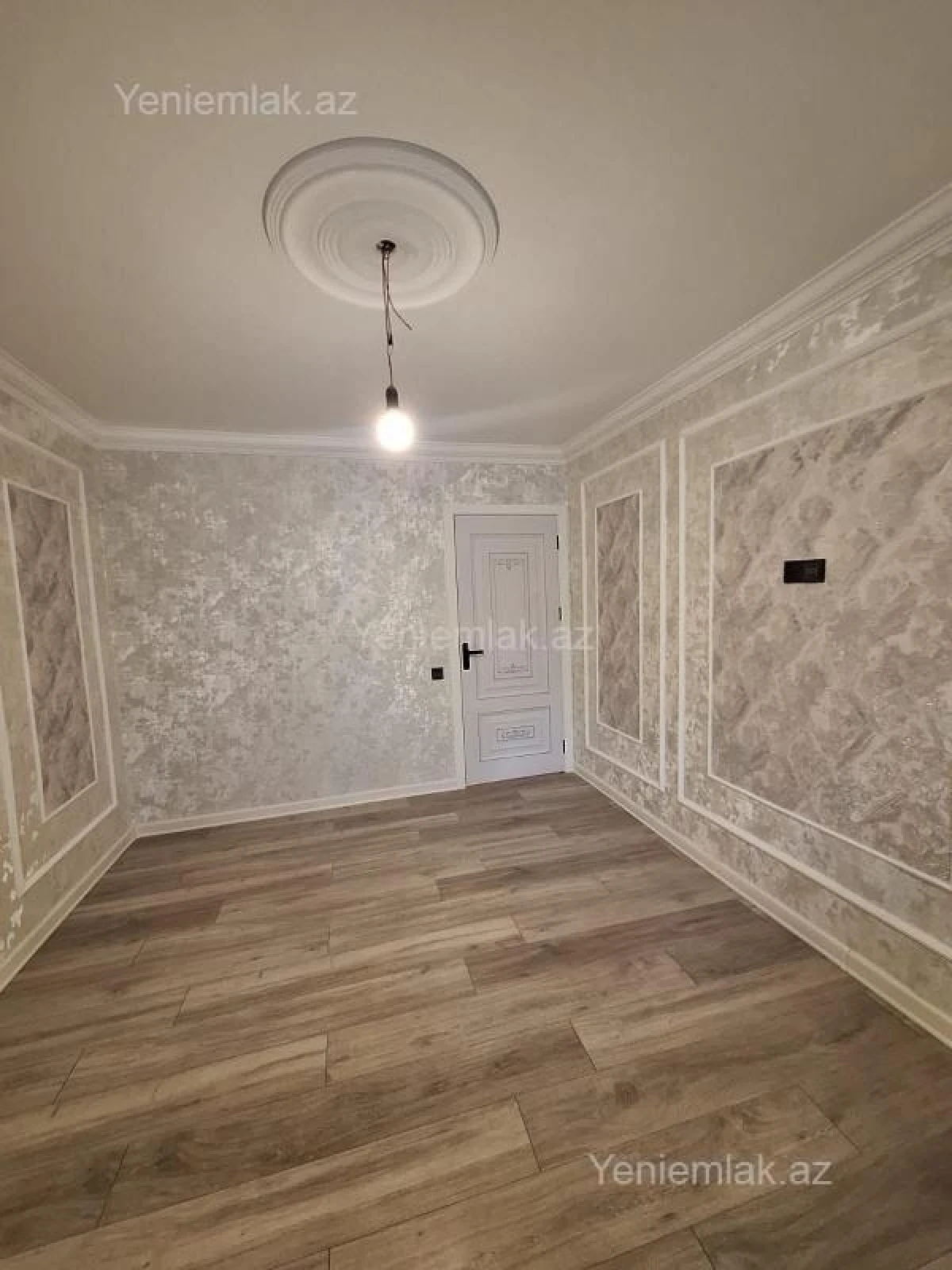 Satılır 2 otaqlı köhnə tikili 60 m²