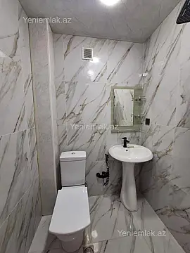 Satılır 2 otaqlı köhnə tikili 60 m²