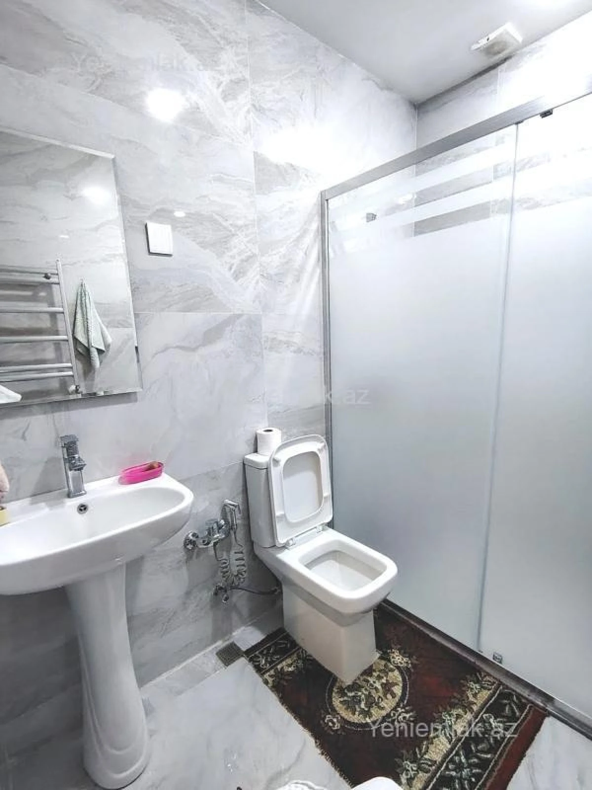 Satılır 2 otaqlı yeni tikili 62 m²