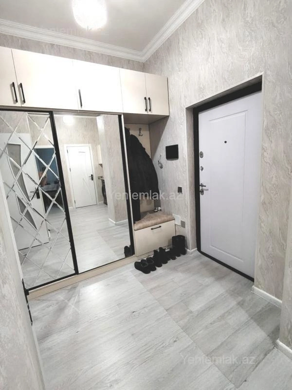 Satılır 2 otaqlı yeni tikili 62 m²